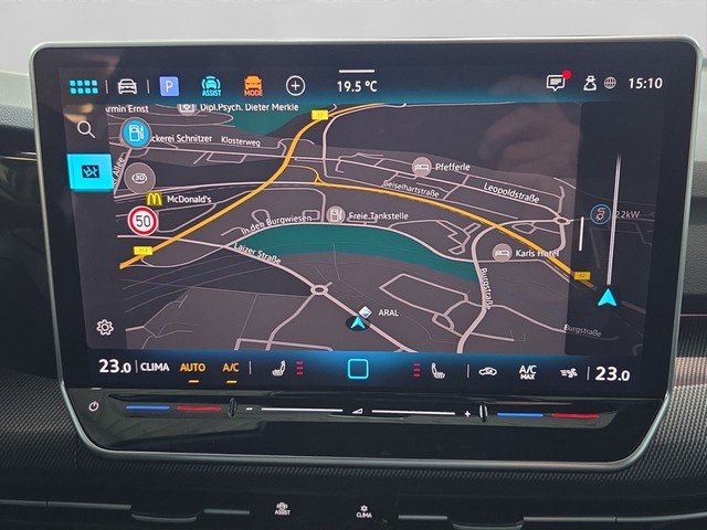 VW Golf VIII 1.5 eTSI DSG R-Line *MATRIX*NAVI*HUD*