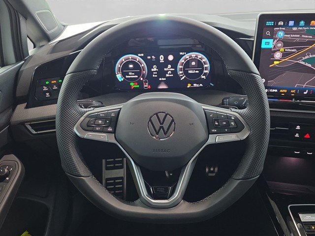 VW Golf VIII 1.5 eTSI DSG R-Line *MATRIX*NAVI*HUD*
