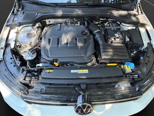 VW Golf VIII 2.0 TDI Life *LED*RFK*ACC*NAVI*SZH* AHK Navi ACC DynLicht Kam.