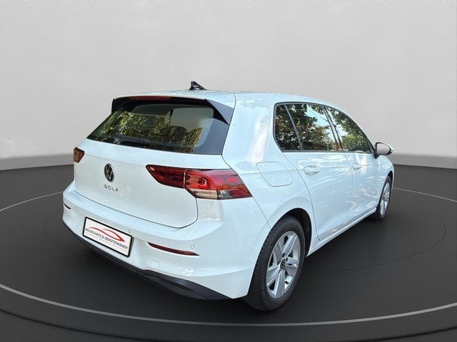 VW Golf VIII 2.0 TDI Life *LED*RFK*ACC*NAVI*SZH* AHK Navi ACC DynLicht Kam.