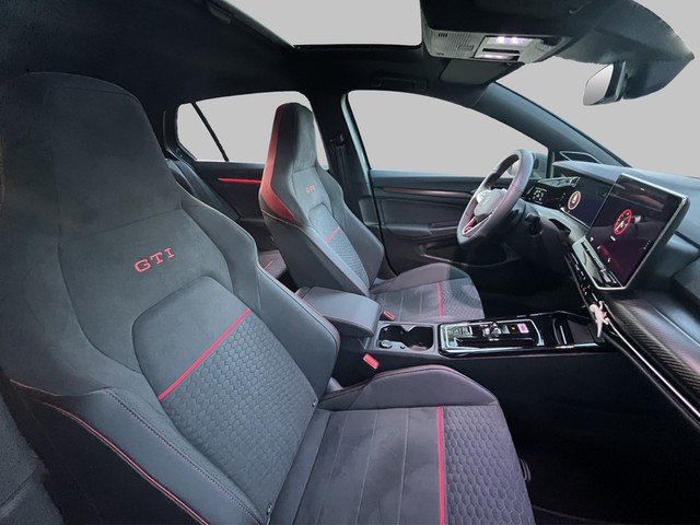 VW Golf VIII GTI 2.0 TSI Clubsport *PANO*360&deg;*DCC*