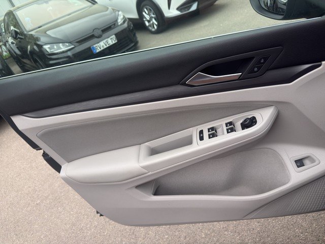 VW Golf VIII 1.4 TSI eHybrid Style *LED*ACC*AHK* AHK Navi ACC DynLicht