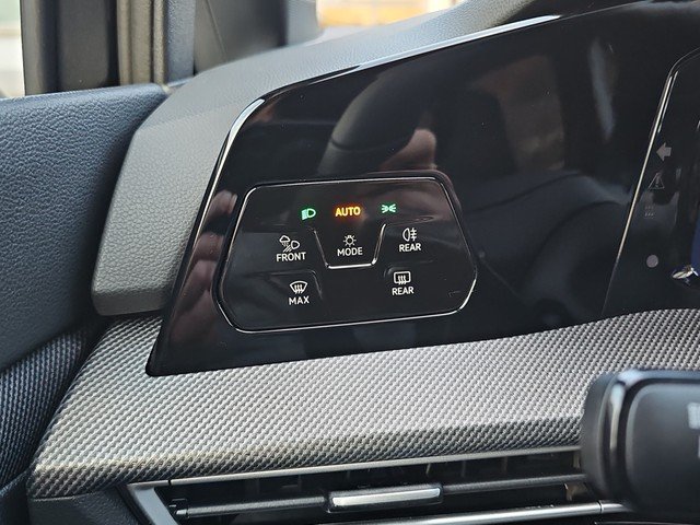 VW Golf VIII GTE 1.5 eHybrid DSG *LED*NAVI*VIRTUAL*