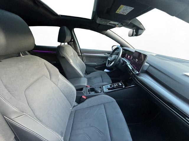 VW Golf 1.5 eTSI DSG Edition 50 Style *LED*PANO*