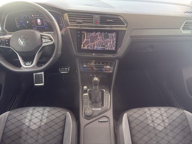VW Tiguan 4Motion R-Line *AHK*PANO*MATRIX*NAVI* LM PDC SHZ