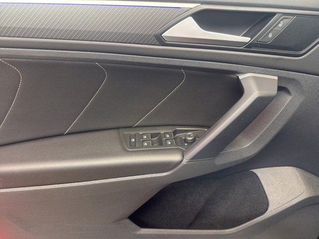 VW Tiguan 4Motion R-Line *AHK*PANO*MATRIX*NAVI* LM PDC SHZ