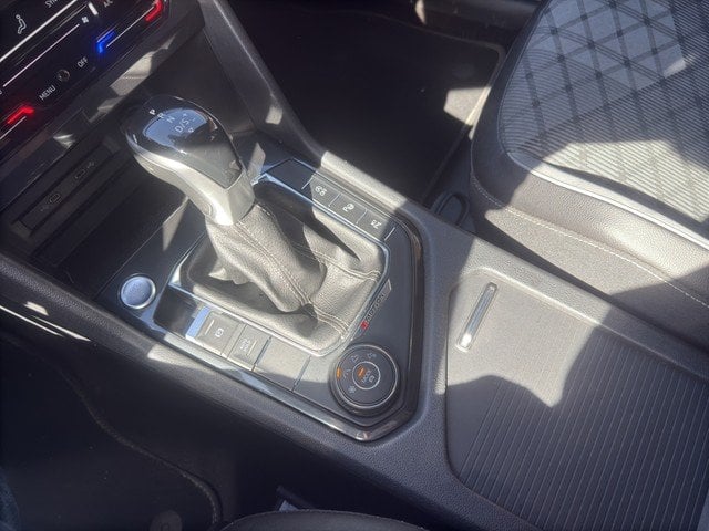 VW Tiguan 4Motion R-Line *AHK*PANO*MATRIX*NAVI* LM PDC SHZ