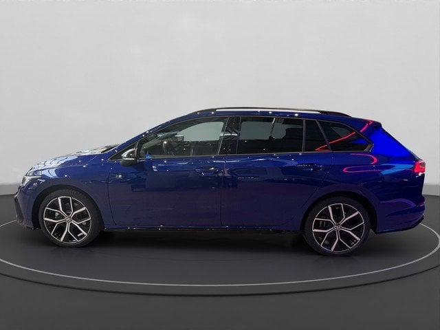 VW Golf VIII Variant 2.0 TSI 4MOTION DSG R-Line