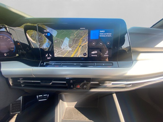 VW Golf VIII Variant 1.5 TSI DSG Move *LED*NAVI*ACC LED Navi  ACC