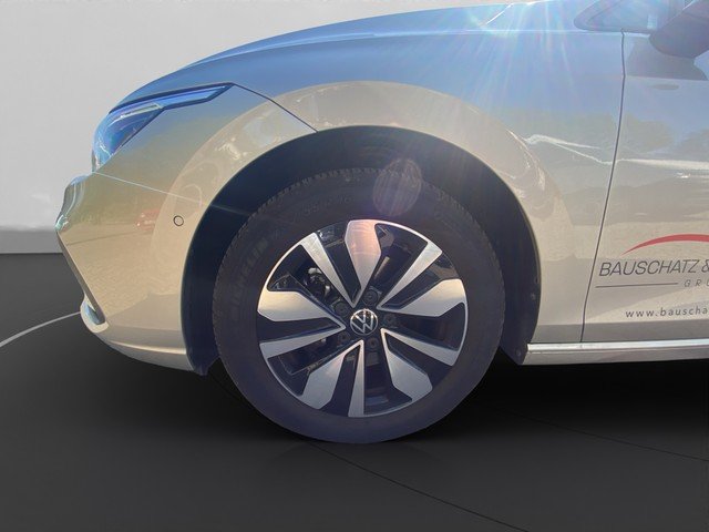 VW Golf VIII Variant 1.5 TSI DSG Move *LED*NAVI*ACC LED Navi  ACC