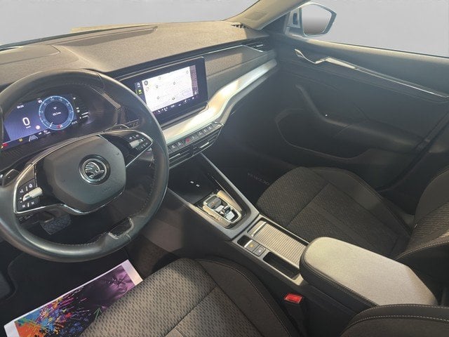 Skoda Octavia Combi 2.0 TDI DSG Style *LED*AHK*ACC* Akustikglas ACC HUD